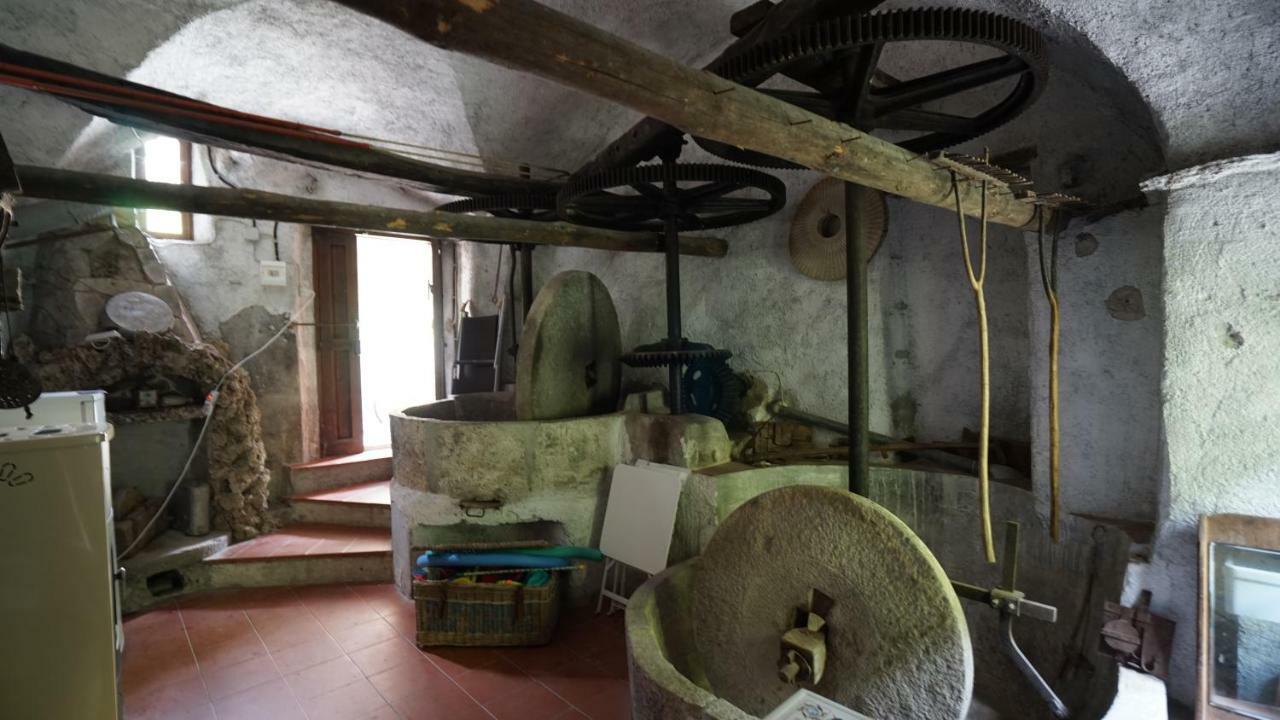 Old Mill Villa Pigna Exterior photo