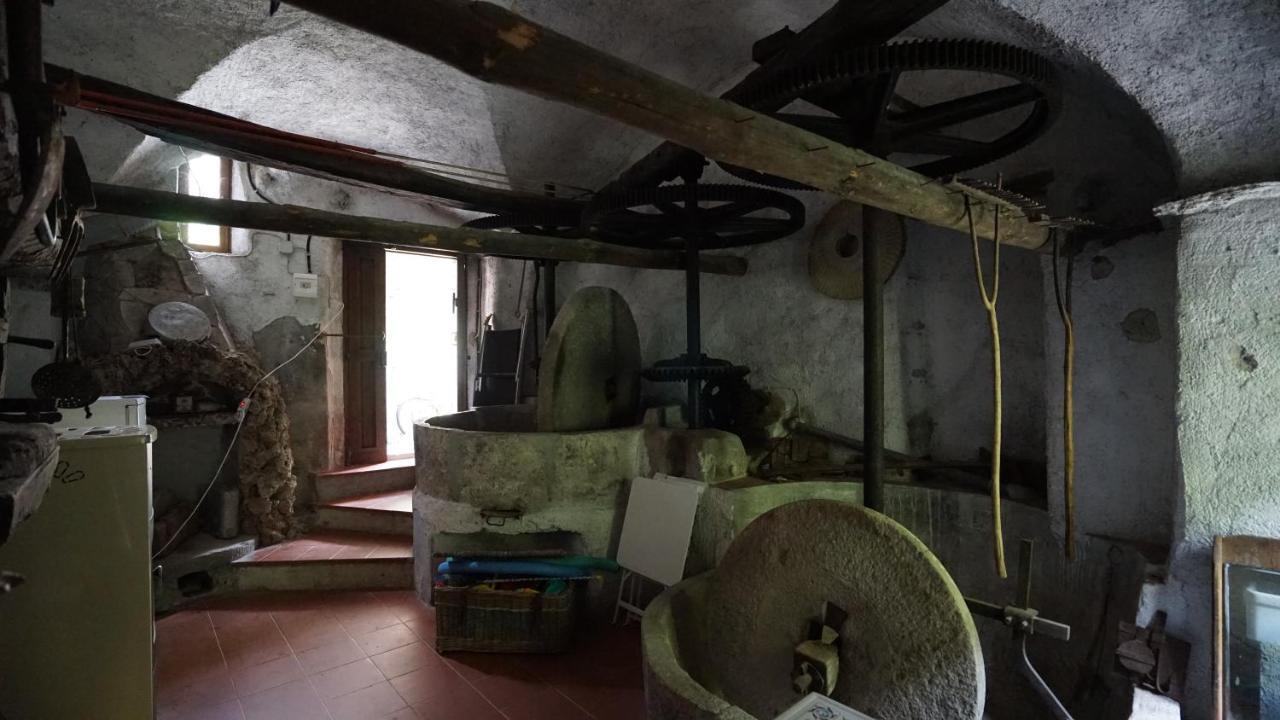 Old Mill Villa Pigna Exterior photo