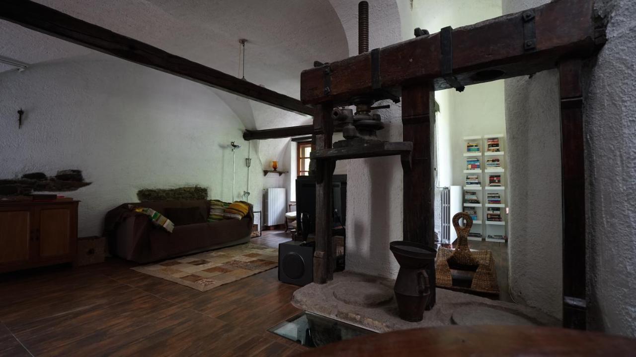 Old Mill Villa Pigna Exterior photo